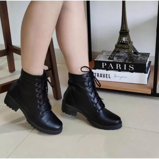 Bota Feminina Coturno Preto Confortável Tratorado Baixa Cano Curto Estilosa BlogueiraR$39,904.73mil+ Vendido/MêsMinas Gerais