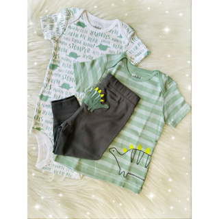 Conjunto Child of mine by Carter's 9m em Oferta na Shopee