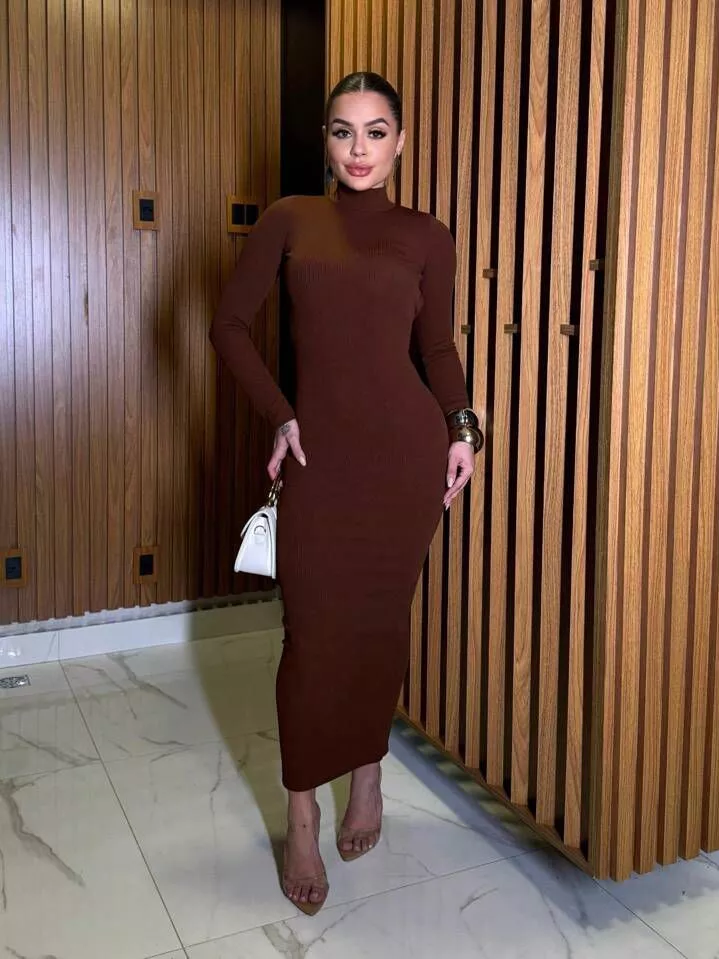 Vestido Mídi Feminino Manga Longa Colado Costas Nua com Bojo | Empina Bumbum Canelado Anarruga Premium