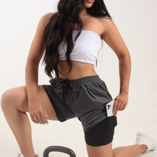 Shorts Compressão 2 em 1 Feminino Academia Caminhadas Corrida Bermuda Duplo Para Treino e Esportes