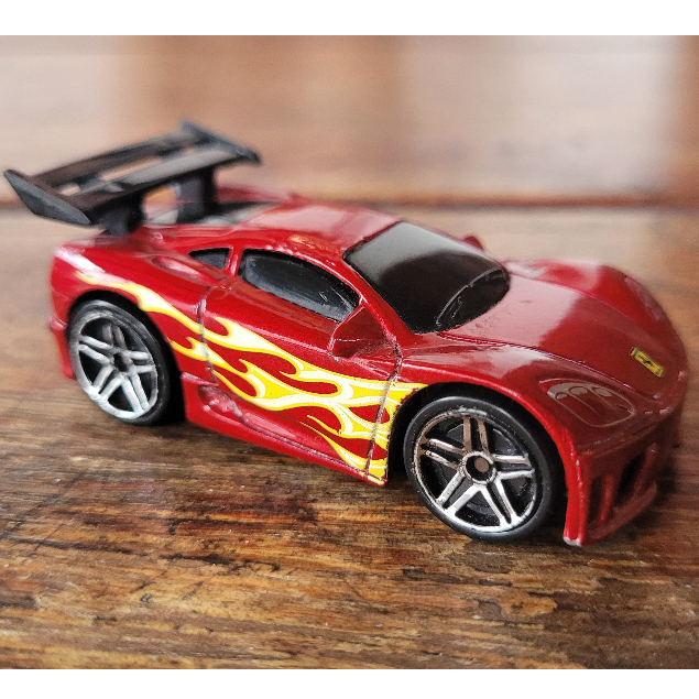 Hot Wheels - Ferrari 360 Modena Tooned Vermelho - Mainline 2006