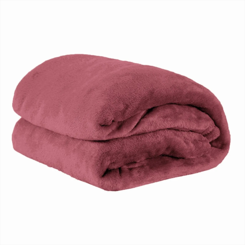 Manta para inverno comparando sherpa, microfibra e fleece