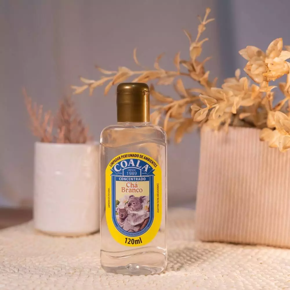Limpador perfumado de ambientes concentrado Coala fragrância Chá Branco em frasco de 120ml.
