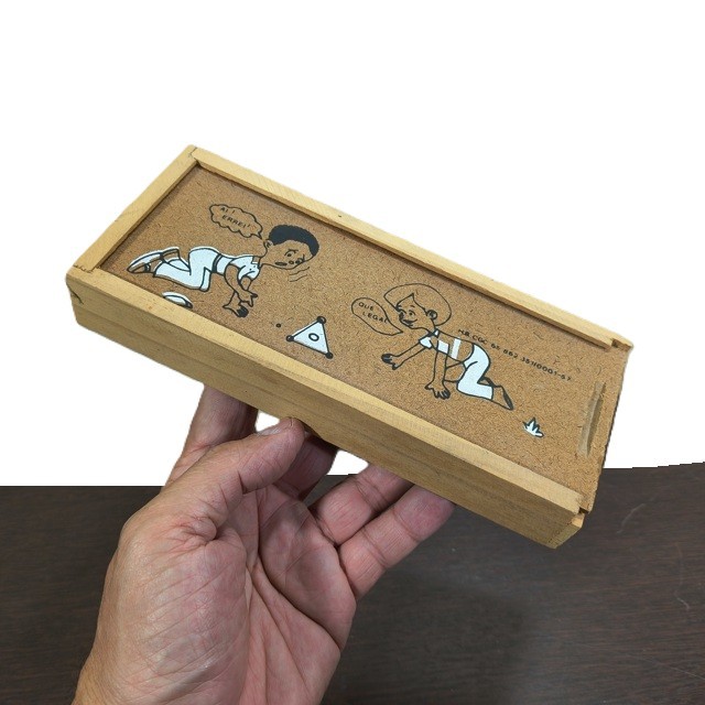 Estojo Madeira Porta Lápis Vintage AnoS 80 20x8x3cm 130g COD 03