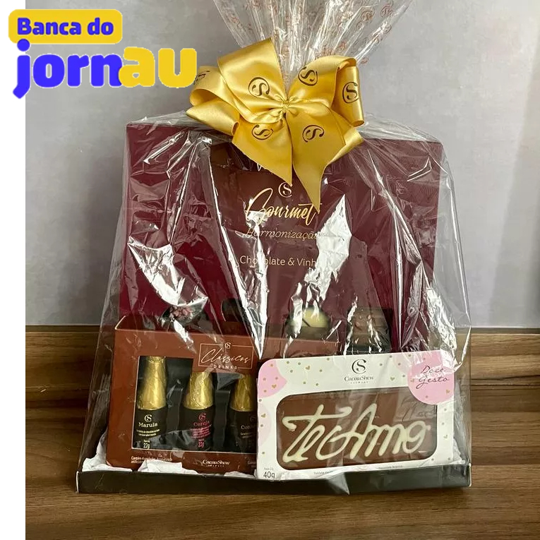 kit com chocolate com licor e harmonização premium Cacau show
