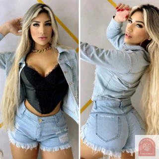 Jaqueta Jeans Feminina Lavagem Clara Leveza e Despojamento em um Só Visual Tamanho P a GG