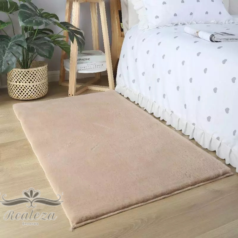 Tapete Felpudo Peludo Pele de Coelho Antiderrapante 0,60 x 1,00 Macio Luxo