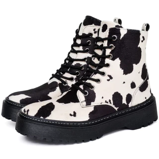 Bota Coturno Dubuy Tratorada Feminina Estampa Cow Preto Domo 1105FG