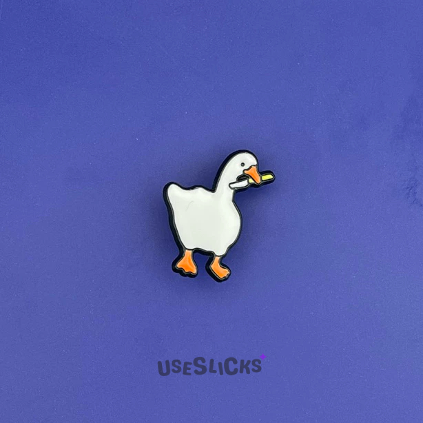 Pin Meme Pato Com Faca Esmaltado
