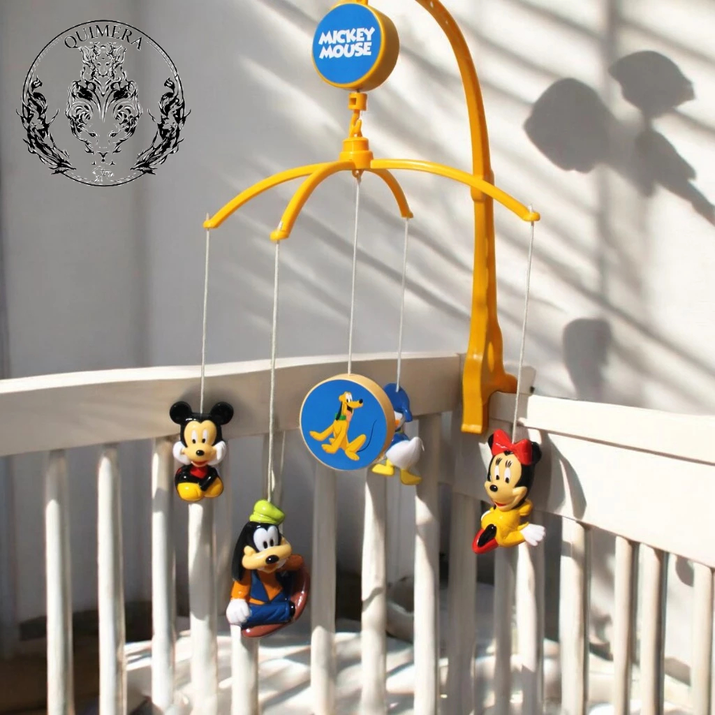 Mobile Giratório Musical Mickey e Amigos Disney Infantil