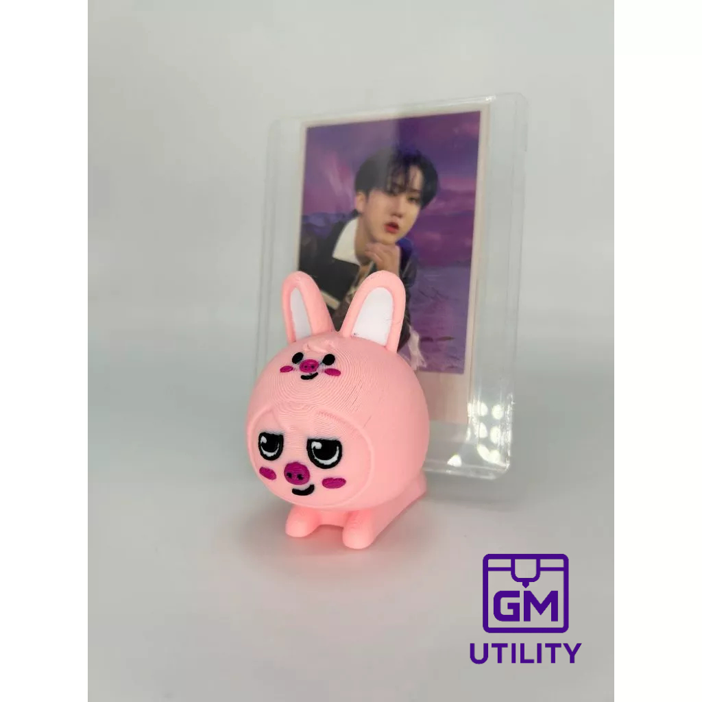 Dwaekki de Pijaminha 🐷 - Suporte de Photocard Holder - KPOP SKZOO