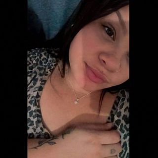 caroline260402