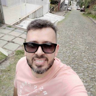 yulelagespinheiroguedes