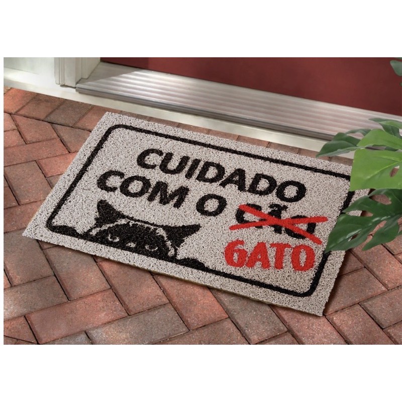 Tapete Capacho divertido 60x40 porta - Cuidado com o “cão” GATO./ Tapetes temáticos e divertidos.