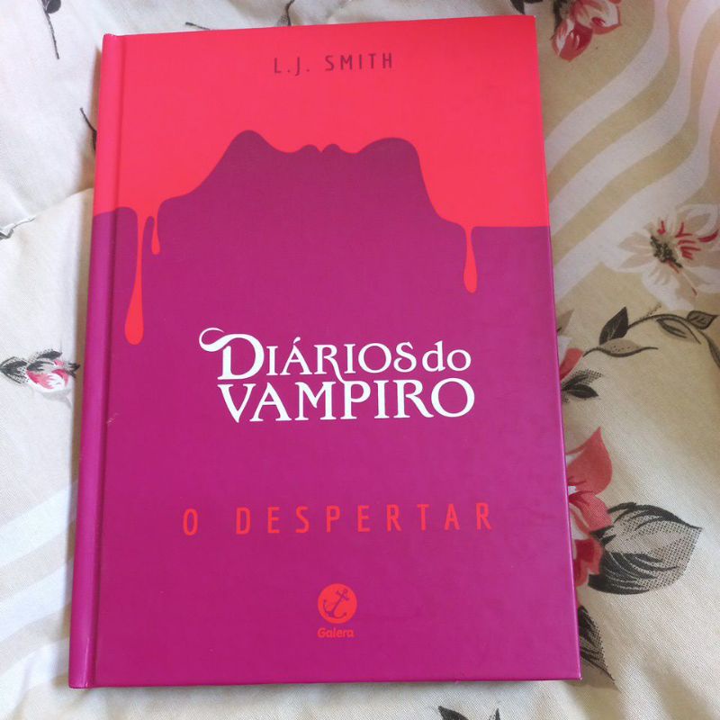 Livro - Diários do vampiro: O despertar (Vol. 1) - Livros de Literatura  Juvenil - Magazine Luiza