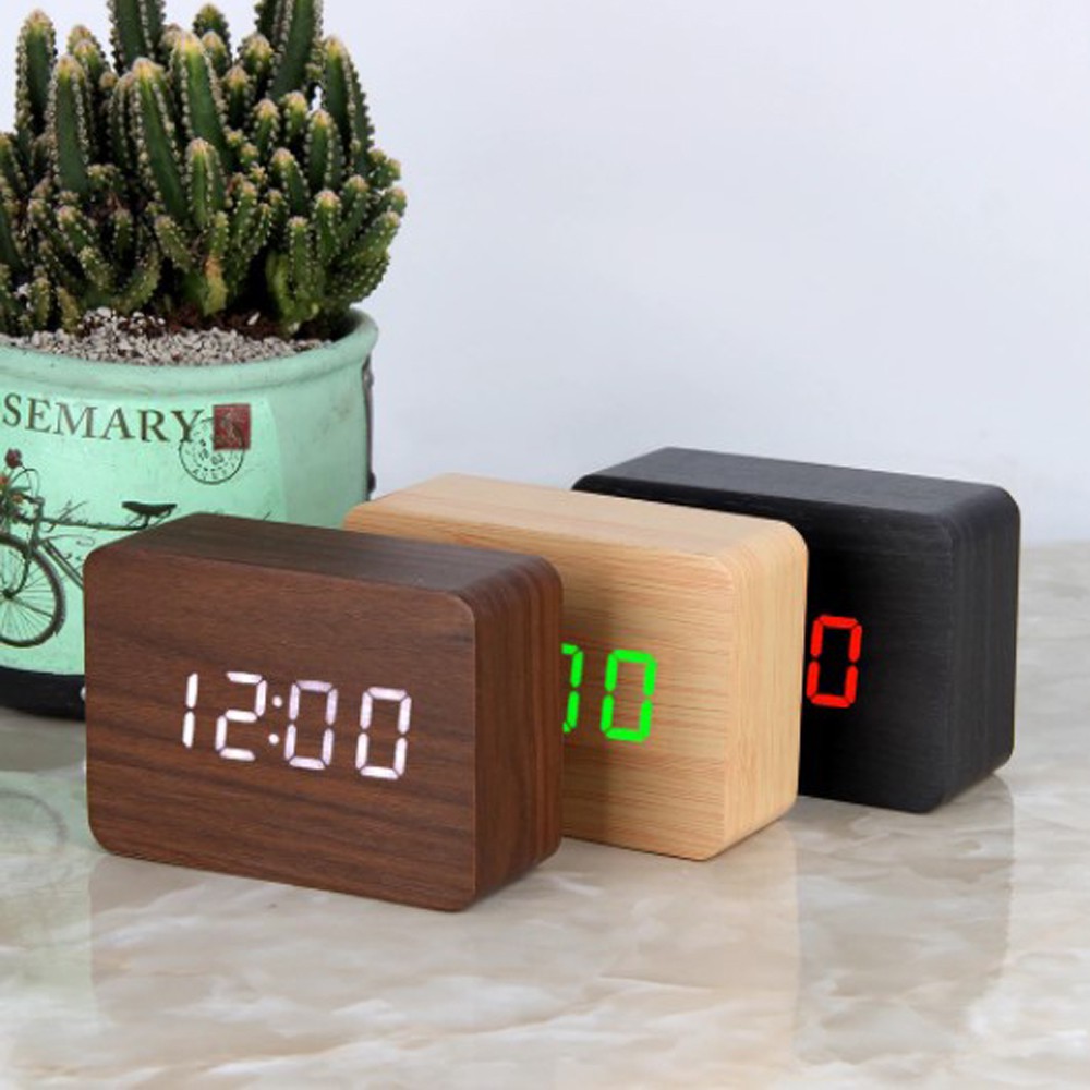Mini Relógio Led De Madeira Para Mesa Cabeceira