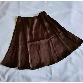 saia fininha Tamanho P (veste 36)