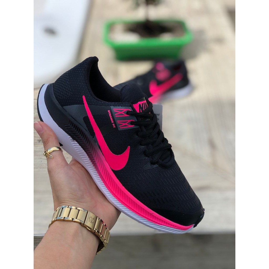 Tenis de malhar feminino hot sale nike