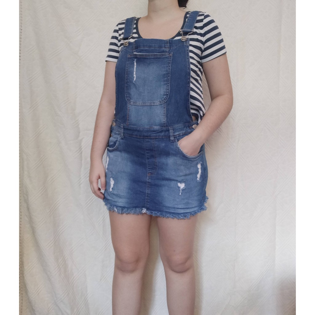 Jardineira short hot sale saia jeans