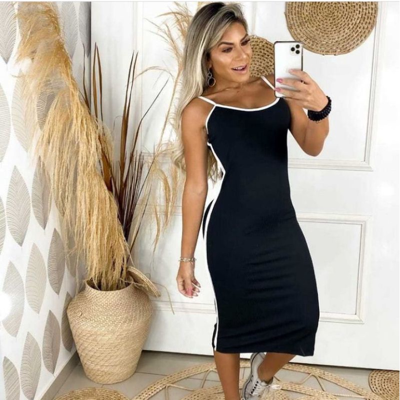 Vestido midi 2024 canelado preto