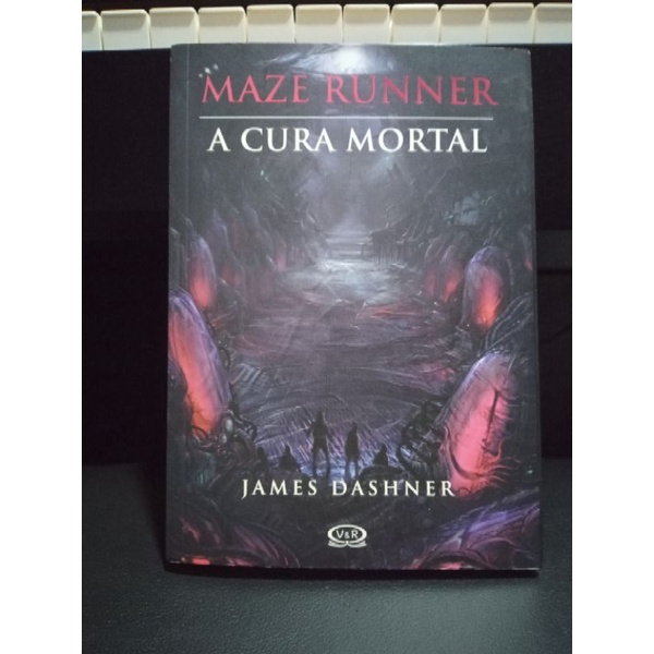 Box Maze Runner + Guia Da Clareira (6 Livros) James Dashner