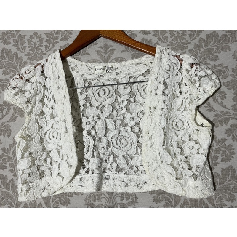 Bolero branco de store renda