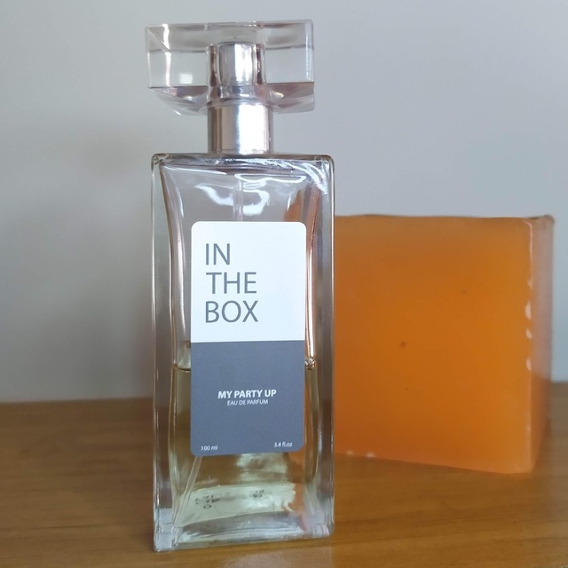 perfume my party up in the box