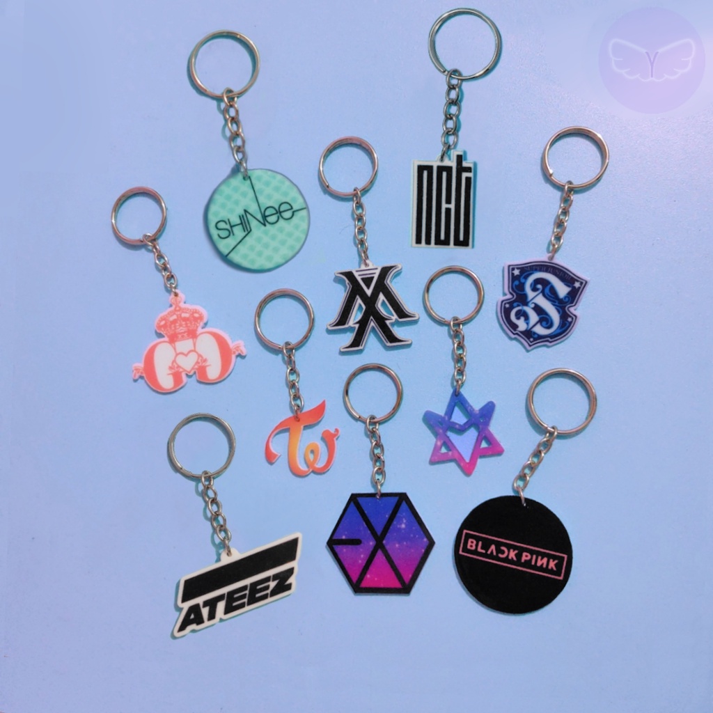 Chaveiros de Kpop: BLACKPINK, TWICE, NCT, ATEEZ, SHINee, Monsta X
