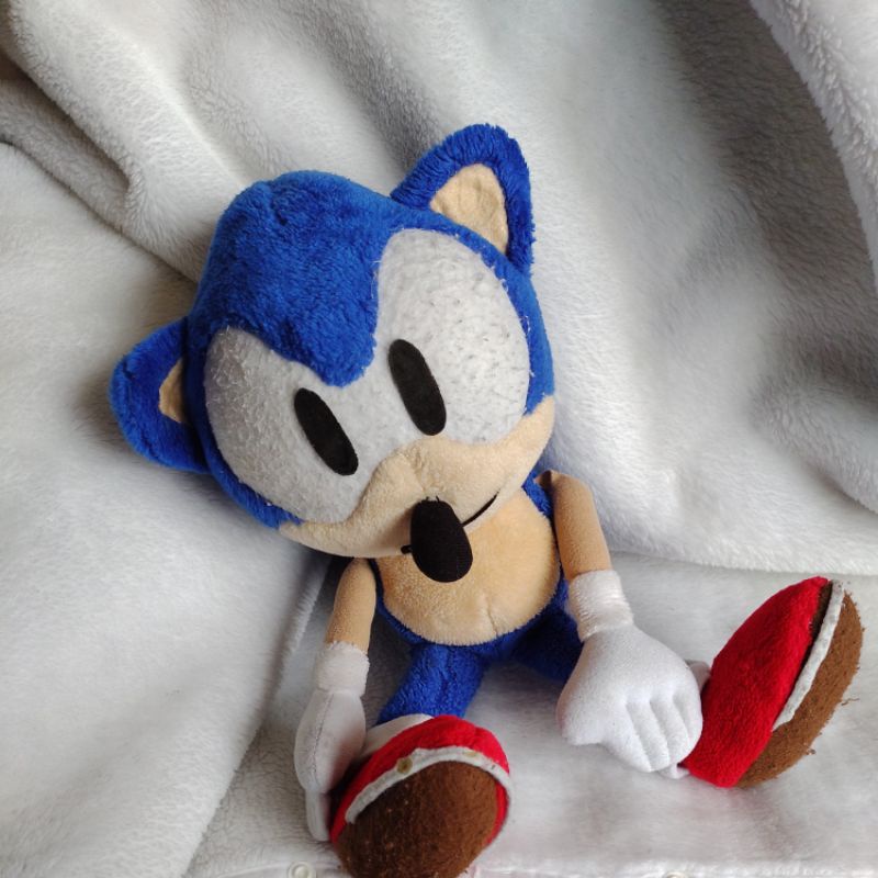 Sonic shop plush 1991