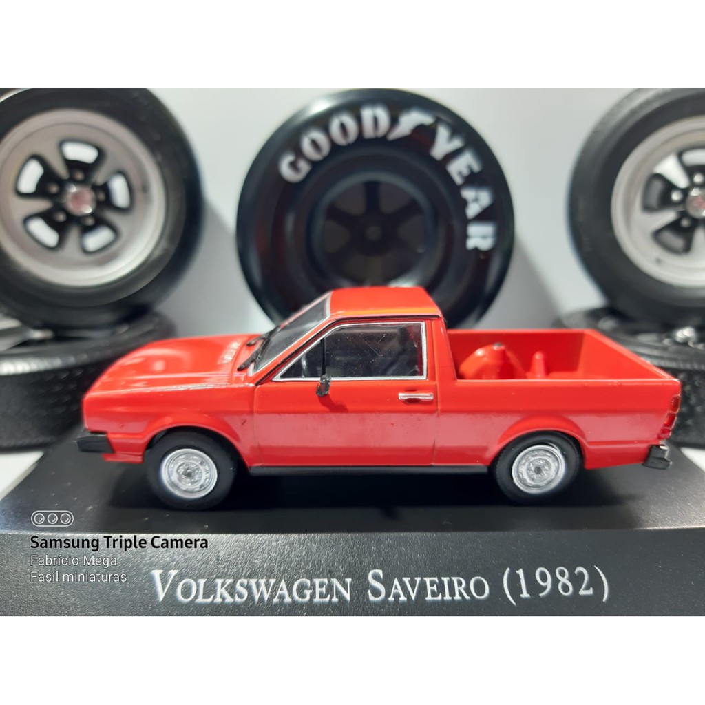 Miniatura carro Volkswagen Saveiro Bola Customizado Escala 1/43