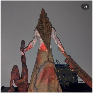 Boneco action figure Pyramid Head + Enfermeira coleção Silent Hill -  Impressão 3D