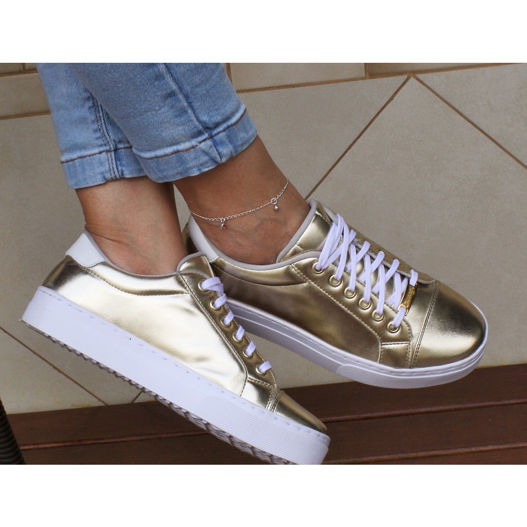 Tenis sales casual dourado