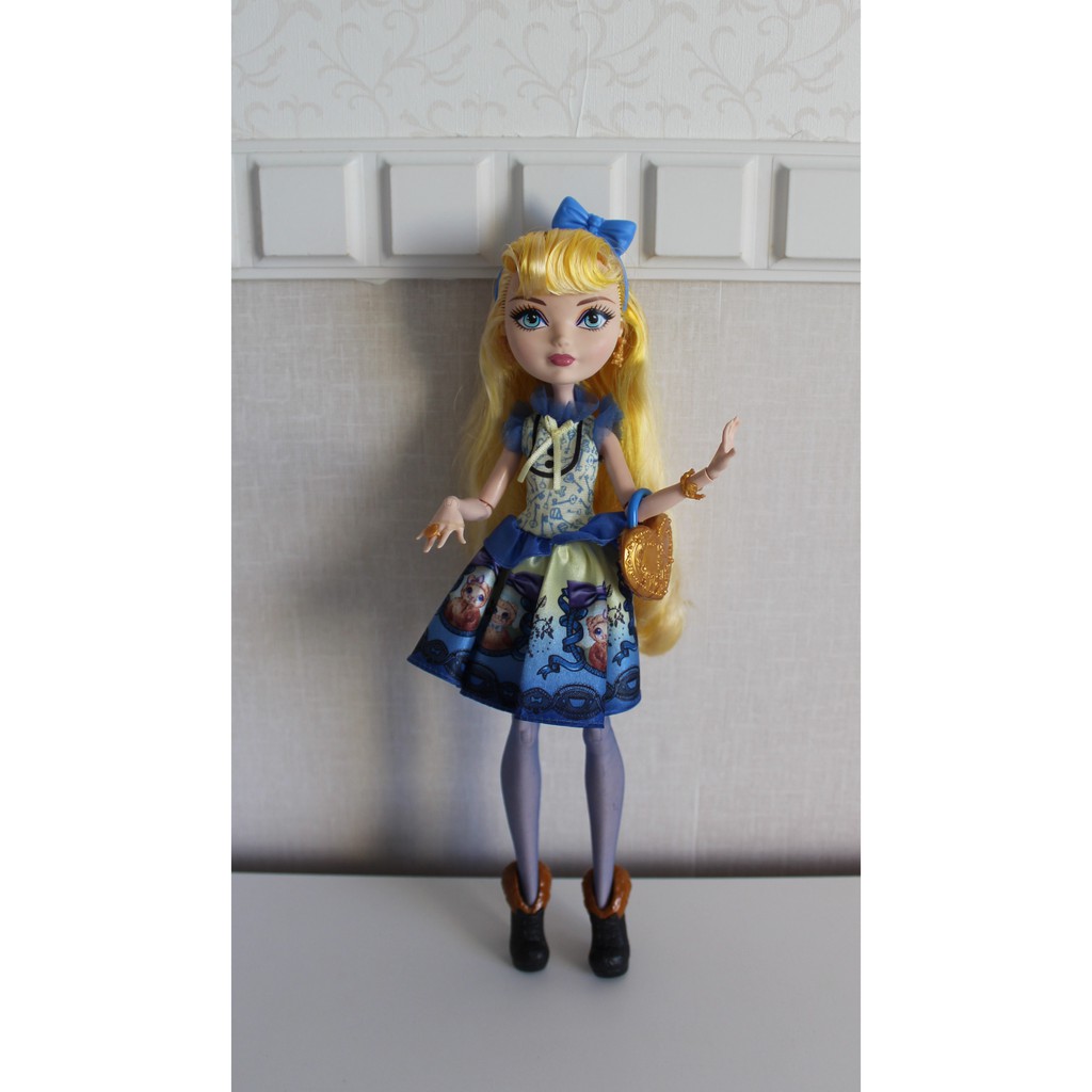 Boneca Ever After High Blondie Lockes Ano 2014 - Mattel em Promoção na  Americanas