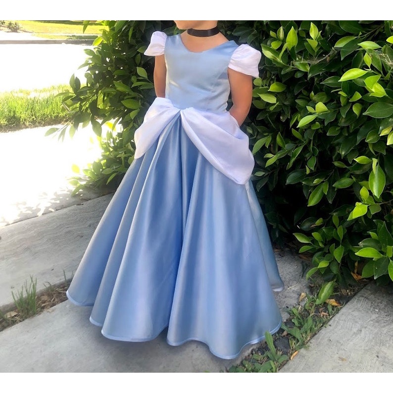 Vestido Infantil Princesa Cinderela Glitter Luxo Festa em Promoção na  Americanas