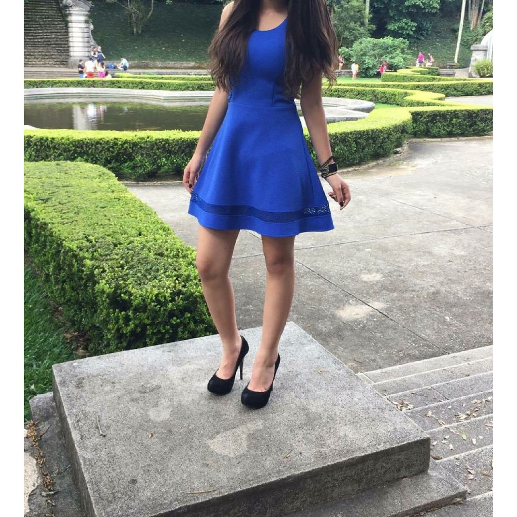 Vestido curto hot sale azul royal