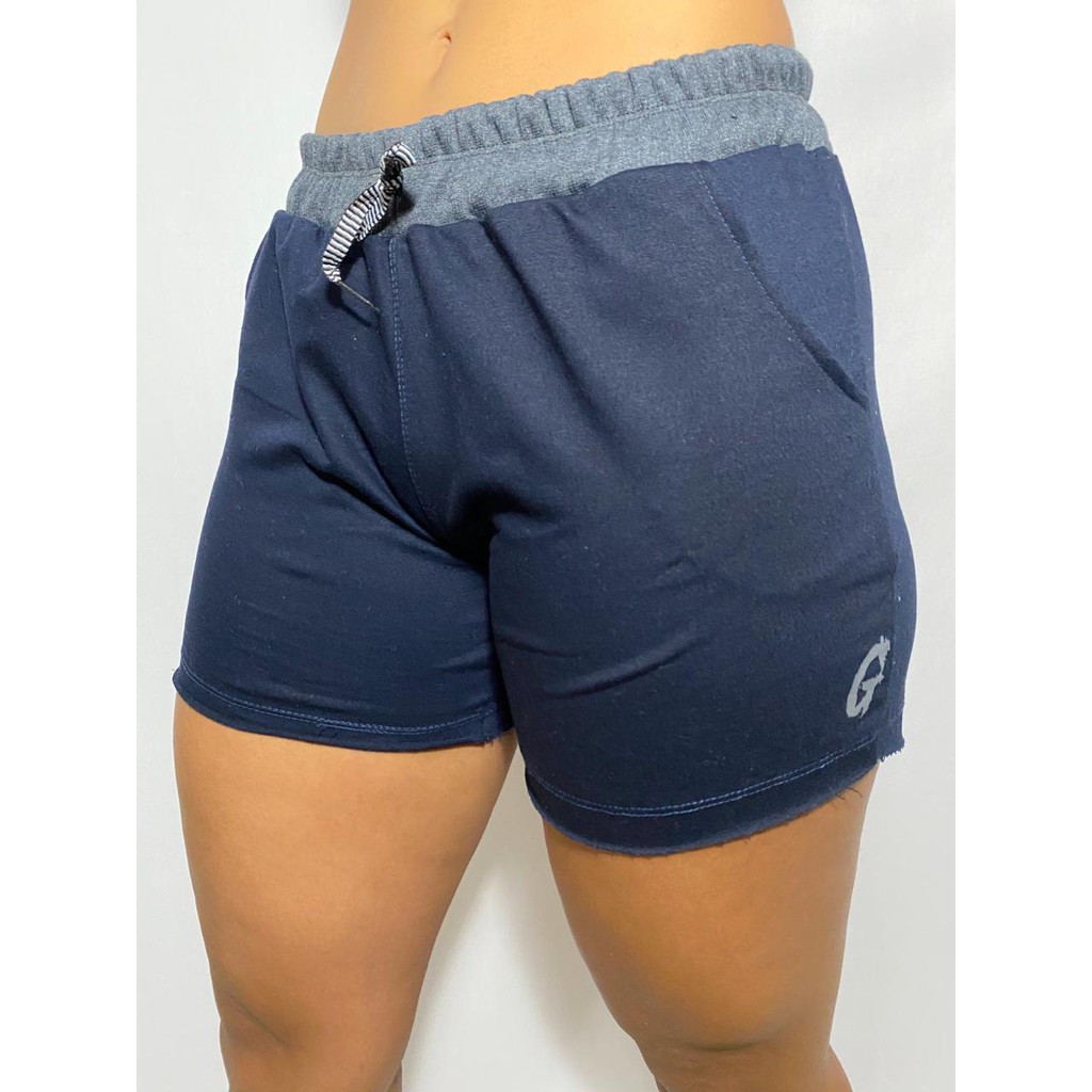 Shorts Feminino em Moletinho Corte a Fio.