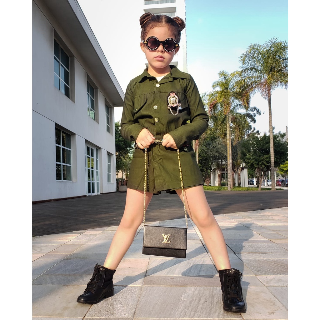 Roupa feminina 2024 de exercito