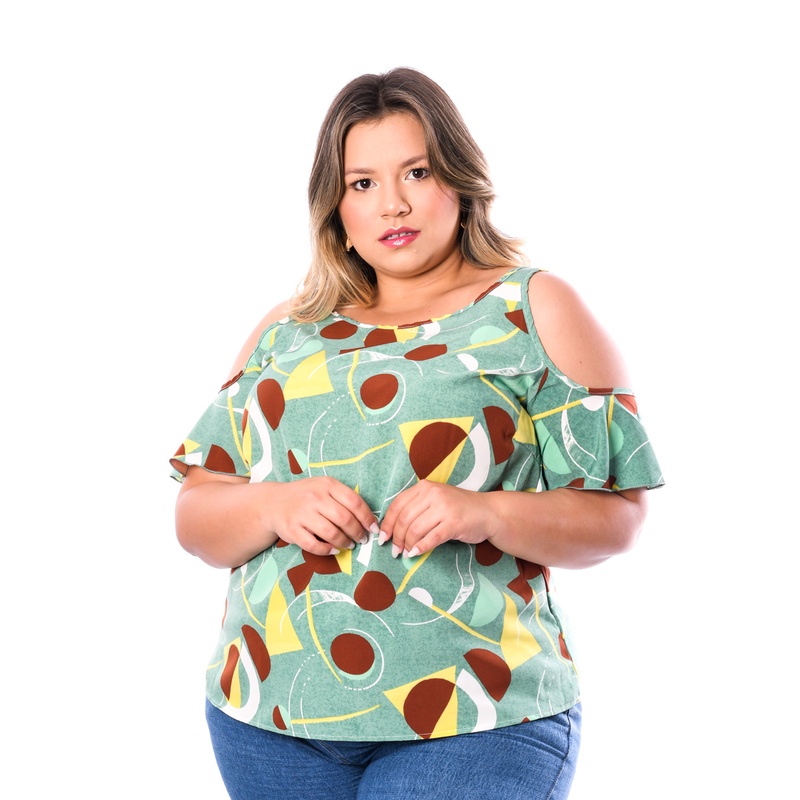 Blusa Plus Size com Alças em Viscose Estampada