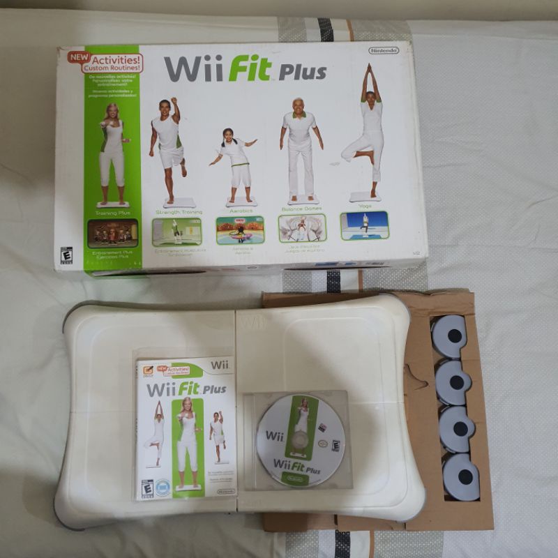 Wii Fit Plus Balance Board com 2 Jogos - Nintendo Wii Usado