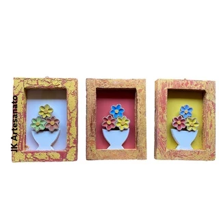 Quadro de Madeira com Flores Entalhadas e Pintadas á Mão, artesanal, decorativo, moldura, envio imediato