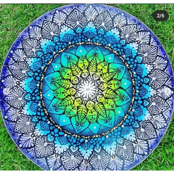 Mandala Pintada a mão - MDF