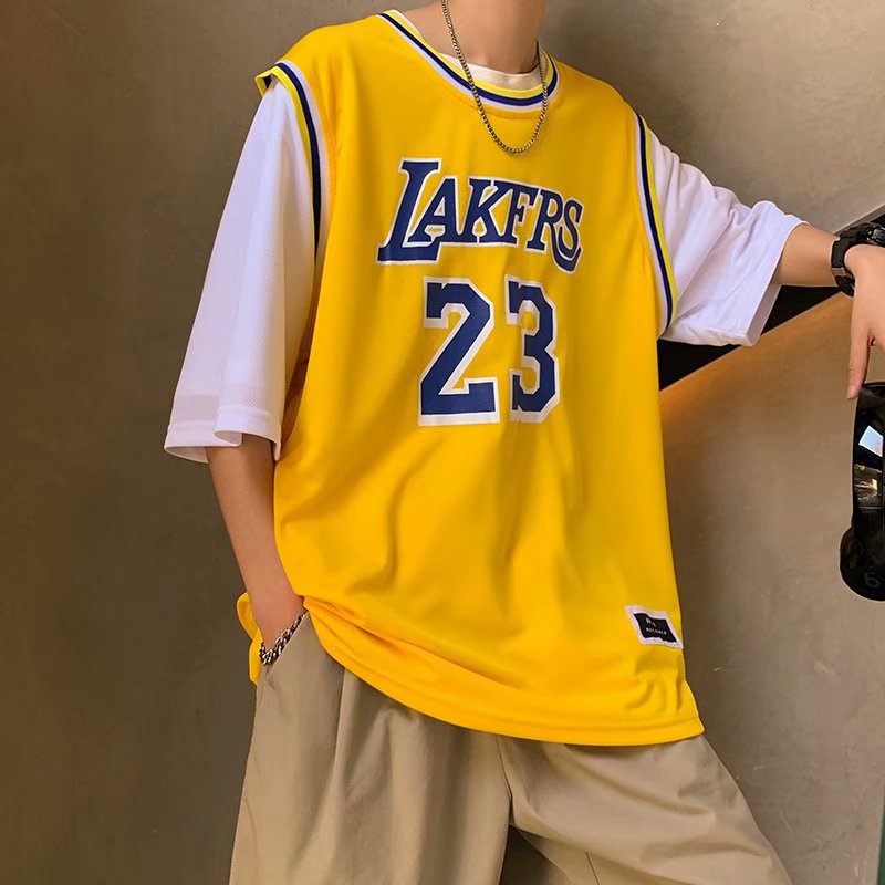Camiseta masculina de manga curta estampada basquete