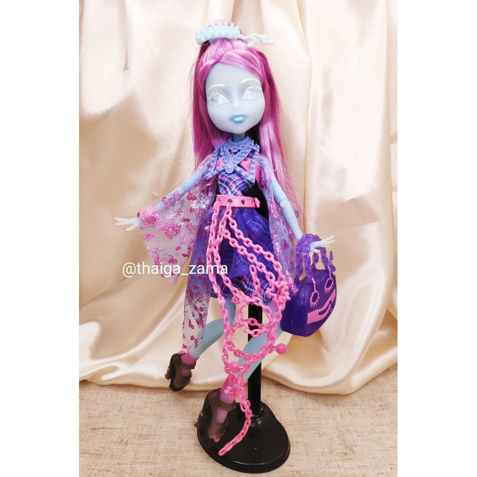 Boneca Monster High: Kiyomi Haunterly - Haunted | Shopee Brasil