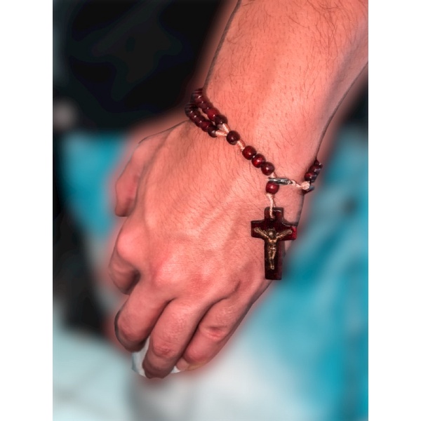 Terço de Pulso Pulseira Madeira Ajustável Nossa Senhora Aparecida