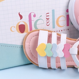 Sandália Infantil Menina Coração Coloridos Branca - Café com Leite