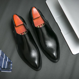 Novo Escritório De Moda De Chegada Italiano Formal Wingtip Leather Men Vestir Sapatos De Couro Slip On Loafer Casamento Bonito