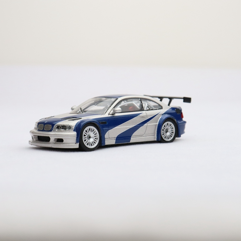 DCM 1:64 M3 GTR E46 Diecast Model Car in box