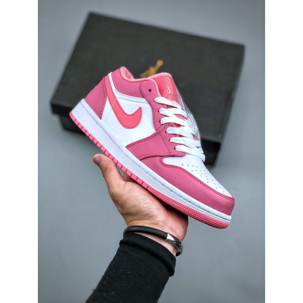 Tênis da store nike para mulher