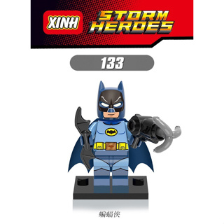 Kit De Brinquedos Com 1 Boneco Batman Flying Friends + Lego Batman