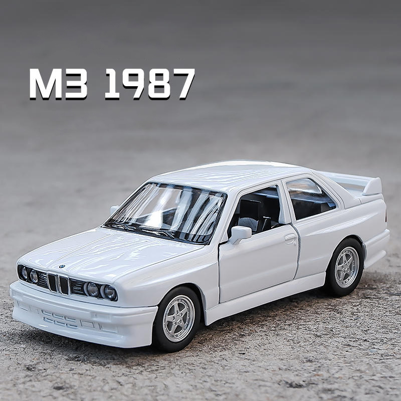 RMZ CITY 1 : 36 BMW M3 E30 1987 Modelos De Carros Esportivos Retro